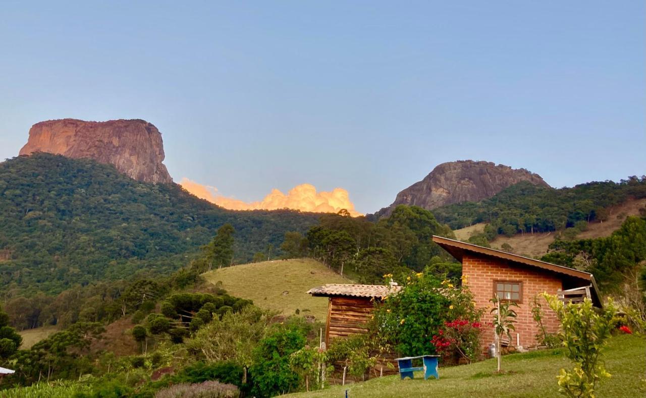 Villa Abrigo De Montanha - Berghuette São Bento do Sapucaí Esterno foto